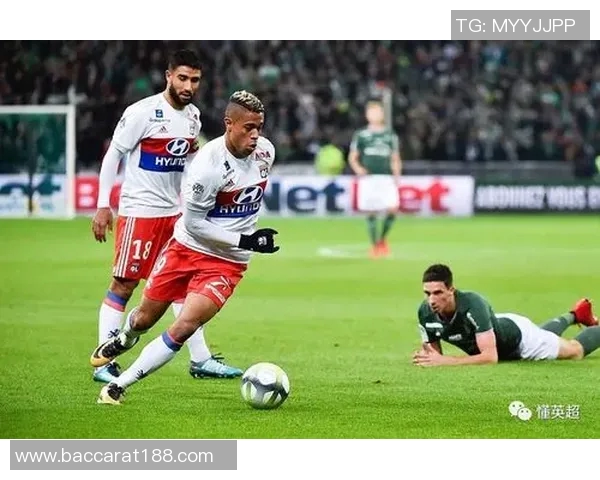 迪亚斯本赛季场均评分817仅次于凯恩和姆巴佩展现强大实力