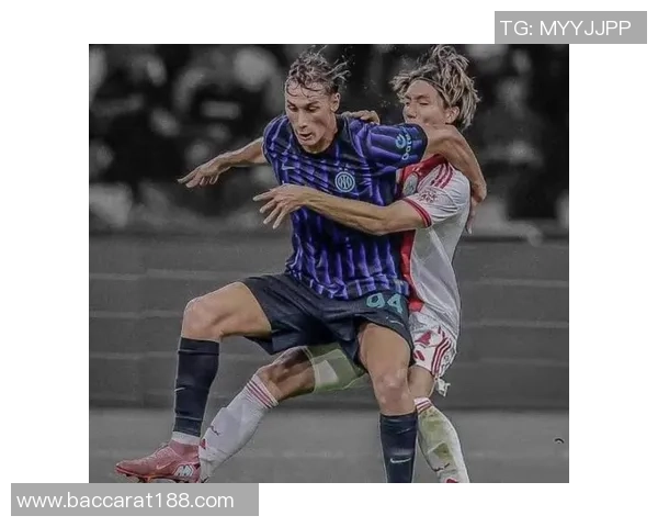 柯蒂斯琼斯在欧冠中展现出92传球成功率成为中场球员第三高的表现