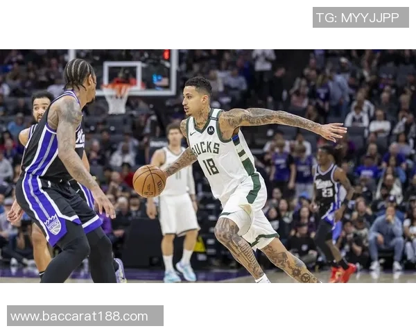 字母哥首节火力全开11分3板4助与米切尔对抗14分2助精彩对决