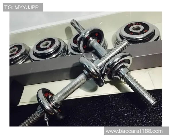 布雷默膝盖手术后六周伤缺康复中分享健身房训练进展 布雷默膝盖手术后六周伤缺康复中分享健身房训练进展